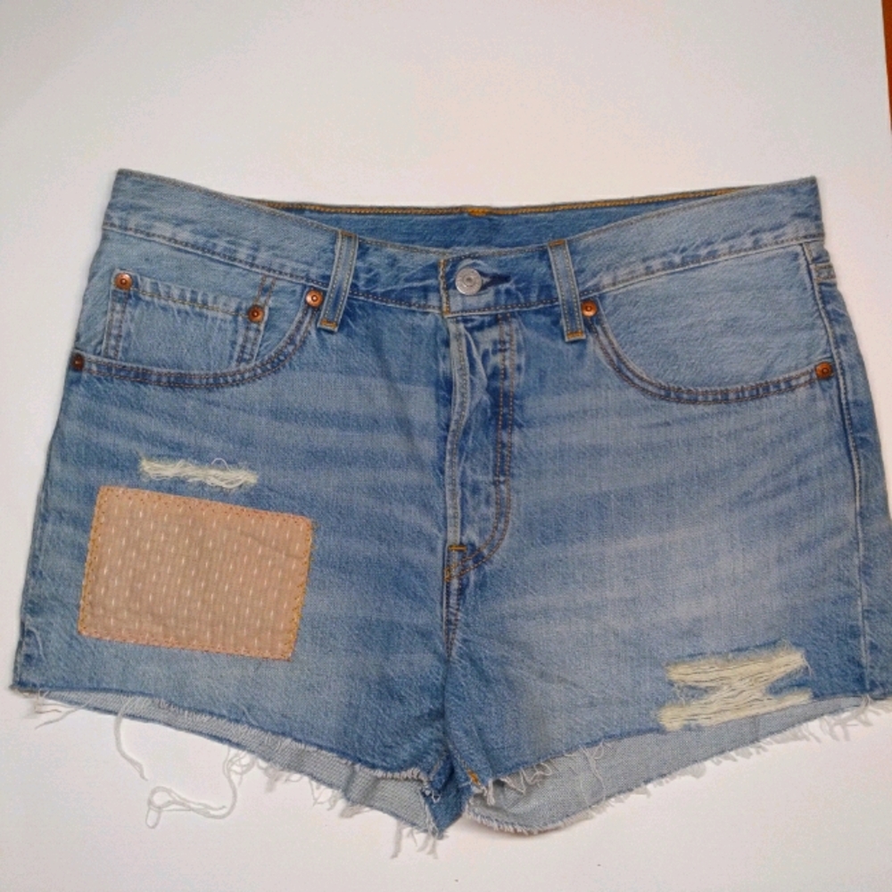 Levi women patch denim jeans
